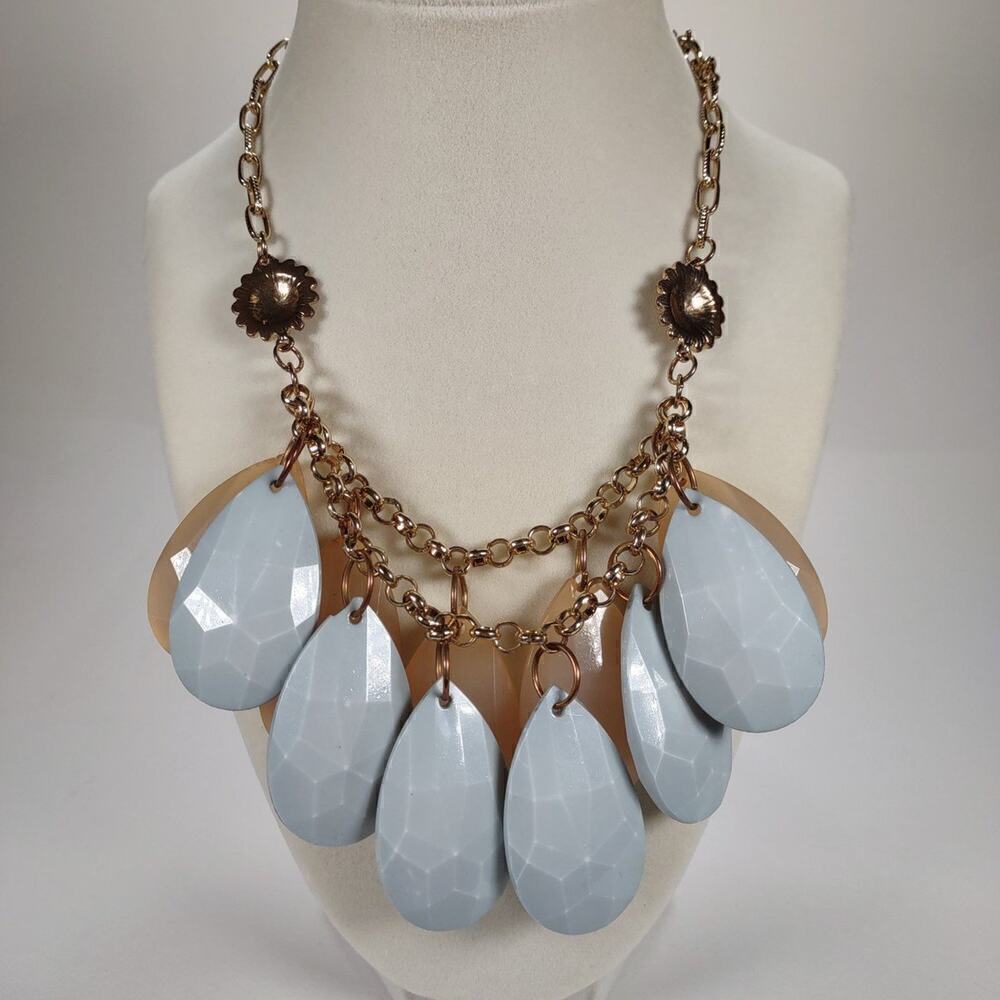 Vintage Beige and Blue Gray Teardrop Acrylic Bib Statement Necklace Unsign - Picture 4 of 6